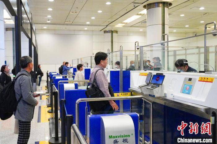 长春机场出入境外籍旅客增多 多部门协作打造优质通关体验